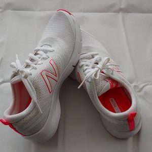 New Balance Cush+ - White and Coral